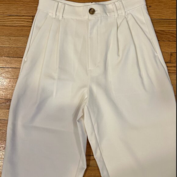 Banana Republic High Rise Wide Leg White Pant (Size 8) - Picture 4 of 7